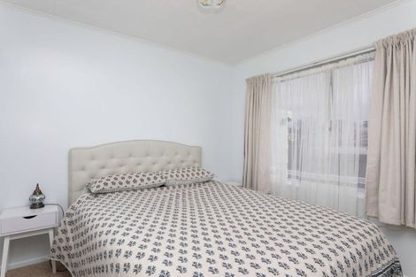 Photo of property in 8 Mccallum Street, Dannevirke, 4930