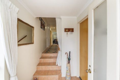 Photo of property in 14 Fraser Court, Roslyn, Palmerston North, 4414