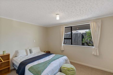 Photo of property in 19 Larnach Street, Waimairi Beach, Christchurch, 8083