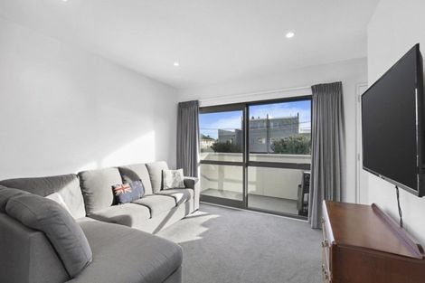 Photo of property in 465 Barbadoes Street, Edgeware, Christchurch, 8013