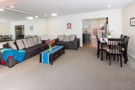 Photo of property in 2/83 Uxbridge Road, Cockle Bay, Auckland, 2014