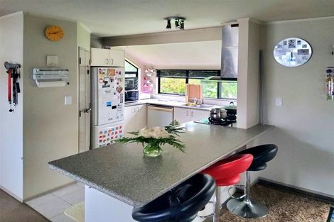 Photo of property in 2/81 Eugenia Rise, Totara Heights, Auckland, 2105