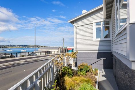 Photo of property in 424 Evans Bay Parade, Hataitai, Wellington, 6021