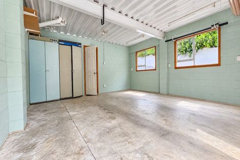Photo of property in 21 Waipuia Place, Greenhithe, Auckland, 0632