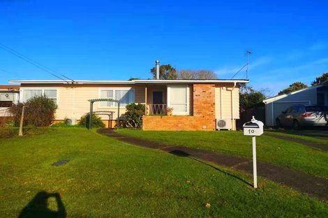 Photo of property in 10 Clendon Place, Manurewa, Auckland, 2102