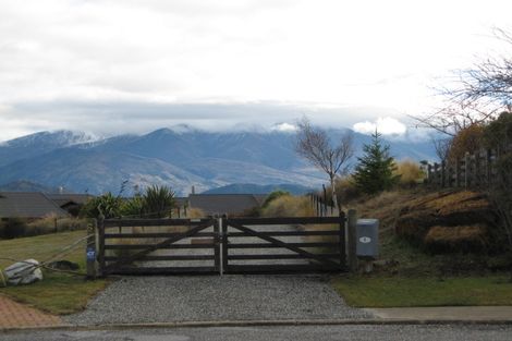 Photo of property in 6 Atherton Place, Wanaka, 9305