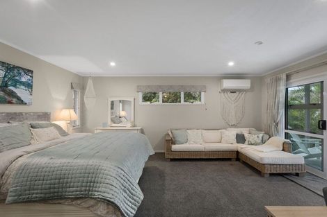 Photo of property in 52 Papaunahi Road, Bowentown, Waihi Beach, 3177