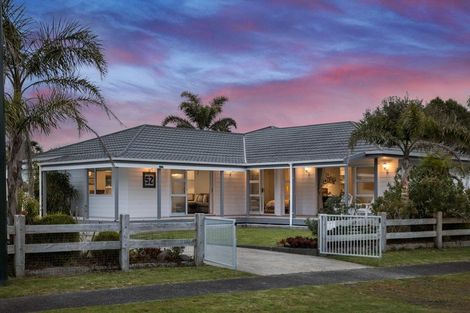 Photo of property in 52 Papaunahi Road, Bowentown, Waihi Beach, 3177