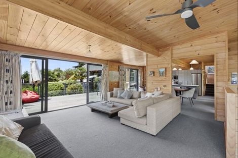 Photo of property in 21 Kotare Place, Kaiteriteri, Motueka, 7197