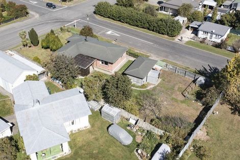 Photo of property in 1 Lowry Street, Waiau, 7332