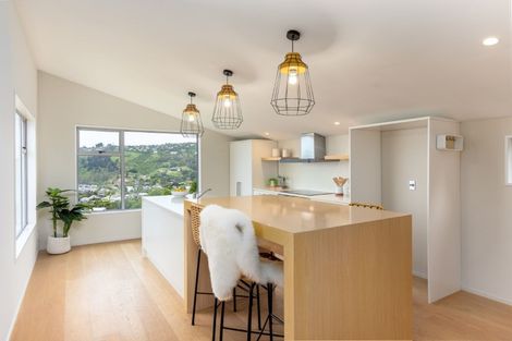 Photo of property in 16 Glendevere Terrace, Redcliffs, Christchurch, 8081