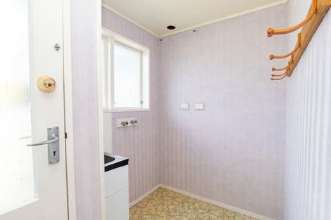 Photo of property in 36 Pipiroa Road, Ngatea, 3503