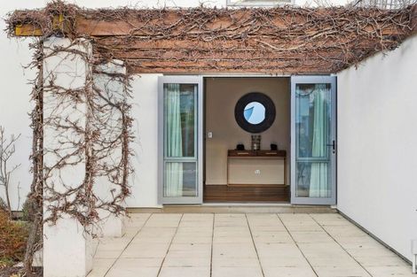 Photo of property in 13 Meadowbrook Place, Wanaka, 9305