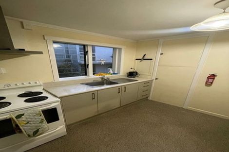 Photo of property in 4/131 Glenmore Street, Kelburn, Wellington, 6012