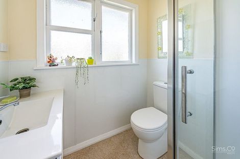 Photo of property in 26 Selwyn Crescent, College Estate, Whanganui, 4500