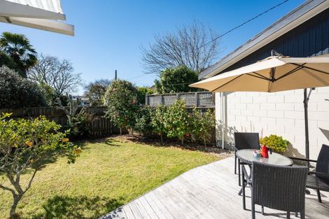Photo of property in 1/13 Avon Terrace, The Wood, Nelson, 7010