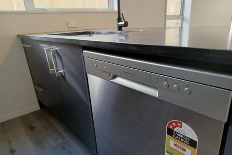 Photo of property in 15 Huia Road, Point Chevalier, Auckland, 1022