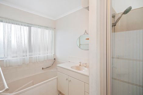 Photo of property in 13b Howden Street, Waiuku, 2123