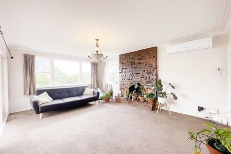 Photo of property in 74 Nikau Street, New Lynn, Auckland, 0600