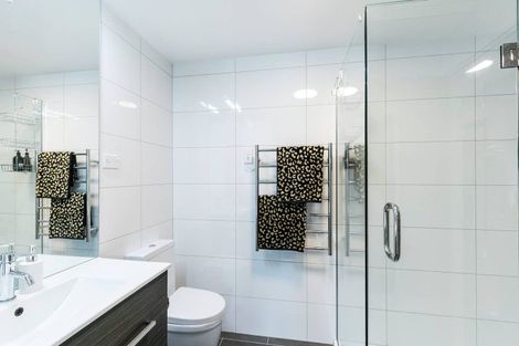 Photo of property in Frame Apartments, 901/111 Molesworth Street, Thorndon, Wellington, 6011