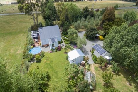 Photo of property in 8 Wards Line, Morison Bush, Greytown, 5794