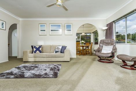 Photo of property in 215 Manuka Road, Bayview, Auckland, 0629
