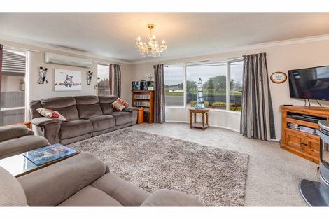 Photo of property in 481 Pages Road, Bexley, Christchurch, 8061