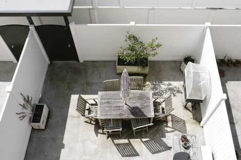 Photo of property in Henry Walton Flats, 8/2 Upper Queen Street, Auckland Central, Auckland, 1010