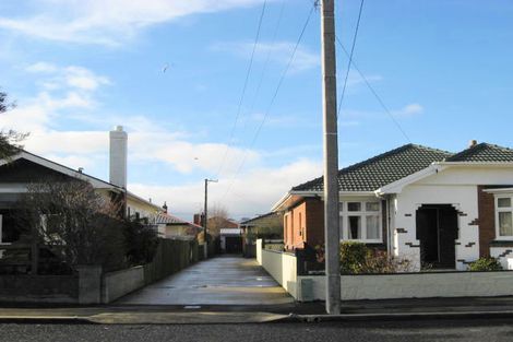 Photo of property in 17 East Avenue, Saint Kilda, Dunedin, 9012