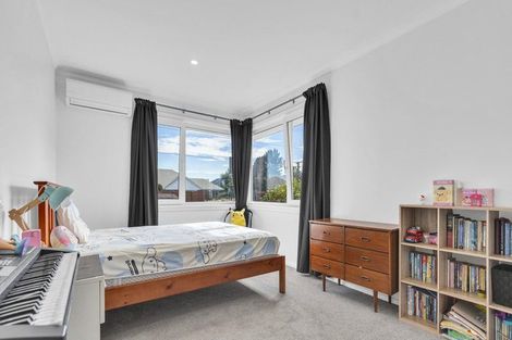 Photo of property in 136 Avonhead Road, Avonhead, Christchurch, 8042