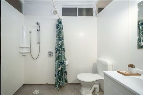 Photo of property in 63 Strasbourge Street, Martinborough, 5711