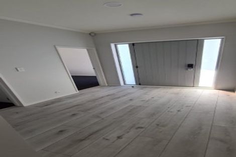 Photo of property in 15 Arahi Place, Rototuna North, Hamilton, 3210