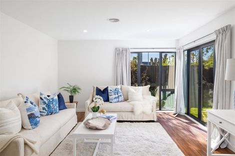 Photo of property in 2/57 Wairakei Road, Bryndwr, Christchurch, 8052