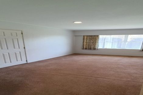 Photo of property in 27 Rushgreen Avenue, Pahurehure, Papakura, 2113