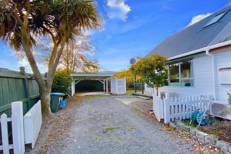 Photo of property in 2/719 Fergusson Drive, Elderslea, Upper Hutt, 5018