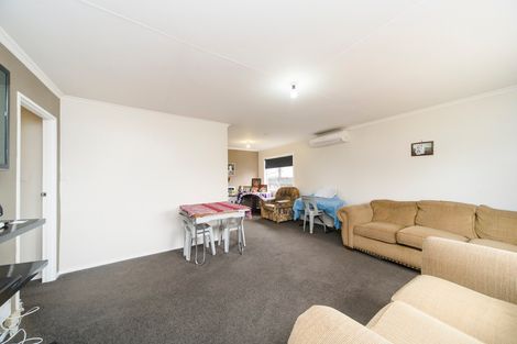 Photo of property in 38 Suzanne Grove, Kelvin Grove, Palmerston North, 4414