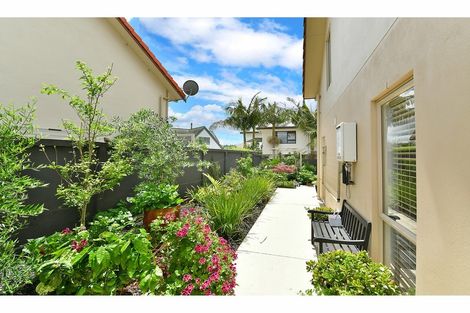 Photo of property in 16 Millennial Way, Orewa, 0931