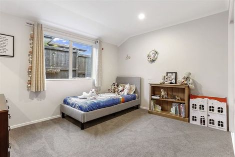 Photo of property in 65 Madison Terrace, Silverdale, 0932