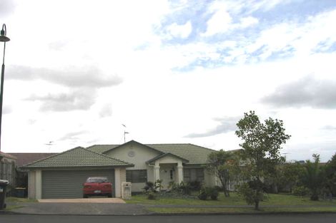 Photo of property in 31 Bluebird Crescent, Unsworth Heights, Auckland, 0632
