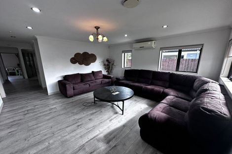 Photo of property in 19 Reding Street, Takanini, 2112