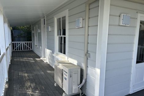 Photo of property in 1 Denholm Road, Hospital Hill, Napier, 4110