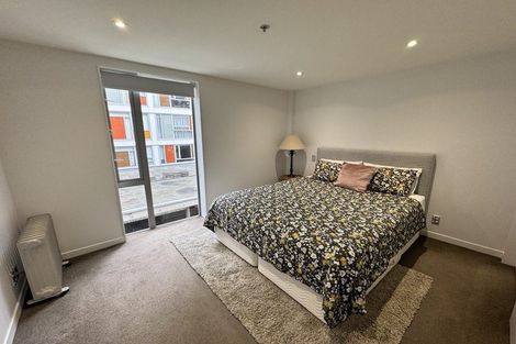 Photo of property in Piermont Apartments, 2b/82 Cable Street, Te Aro, Wellington, 6011