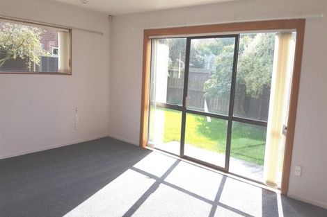 Photo of property in 53 Berkshire Drive, Avonhead, Christchurch, 8042