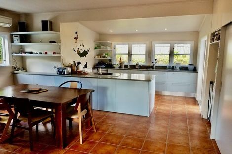 Photo of property in 33 Bankot Crescent, Ngaio, Wellington, 6035