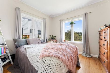 Photo of property in 121 Stredwick Drive, Torbay, Auckland, 0630