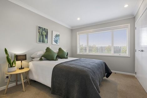 Photo of property in 37 Glenmonarch Place, Pyes Pa, Tauranga, 3112