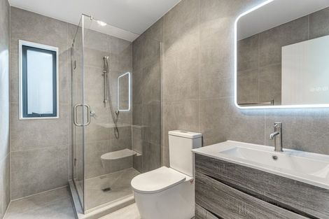 Photo of property in 98e Royal Road, Massey, Auckland, 0614