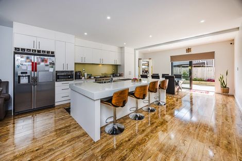 Photo of property in 32 Helianthus Avenue, Flat Bush, Auckland, 2019