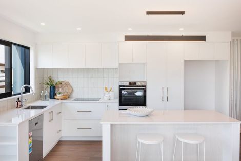 Photo of property in 2 Albert Street, Palmerston North, 4414