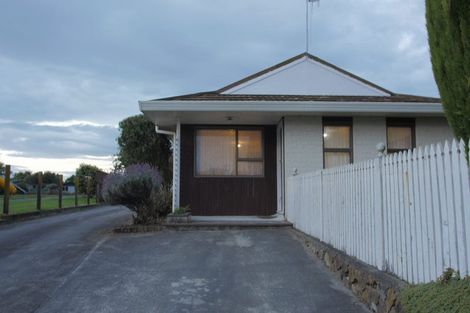 Photo of property in 32 Cecil Place, Cloverlea, Palmerston North, 4412